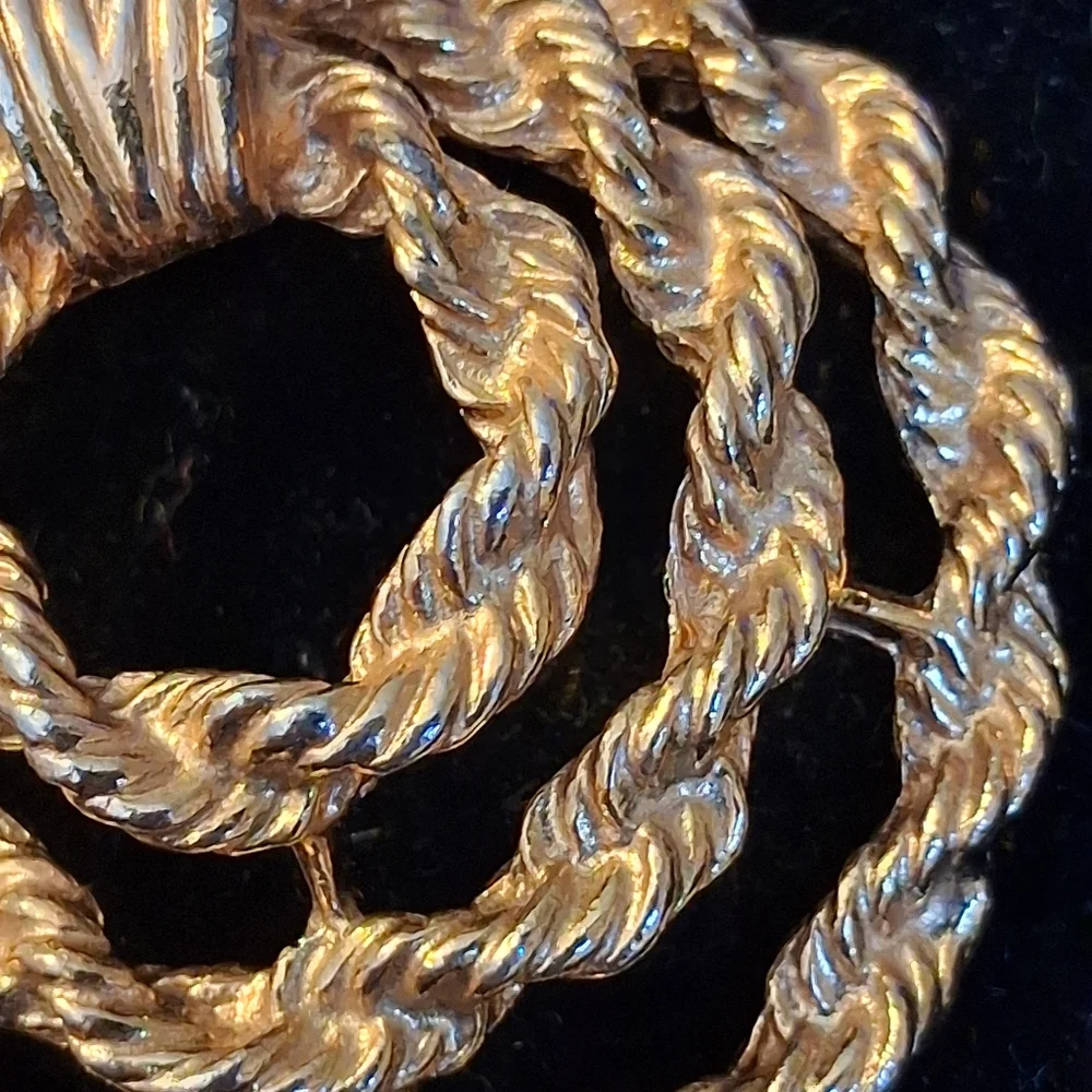 Vintage Gerry's Goldtone Twisted Rope  Brooch